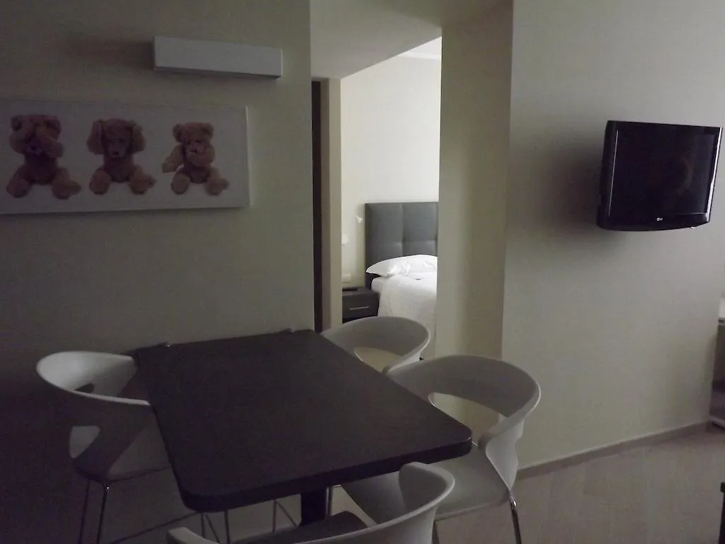 アパートホテル Chc Business Residence ジェノヴァ